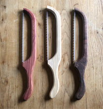 Load image into Gallery viewer, Bowknife • 17”